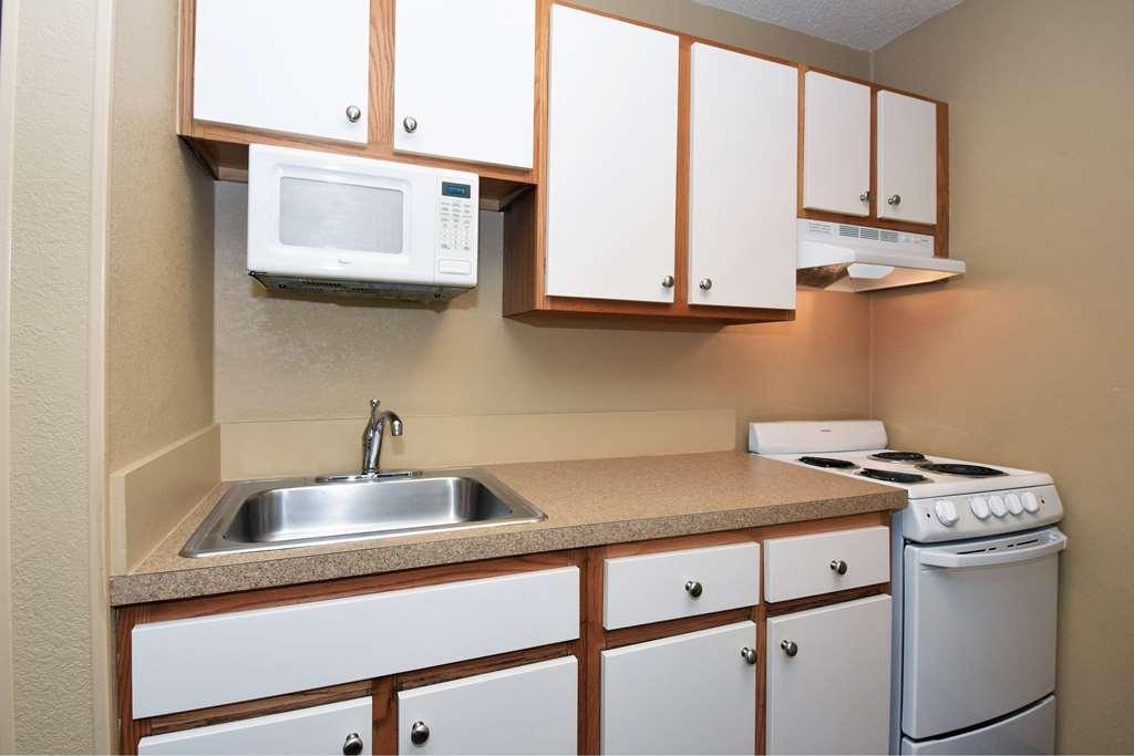 Extended Stay America Suites - Cleveland - Great Northern Mall North Olmsted Room photo